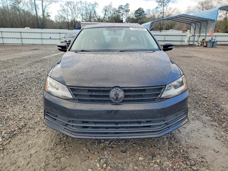Photo 5 from auction – 2017 VOLKSWAGEN JETTA SE with VIN 3VWDB7AJ3HM305171