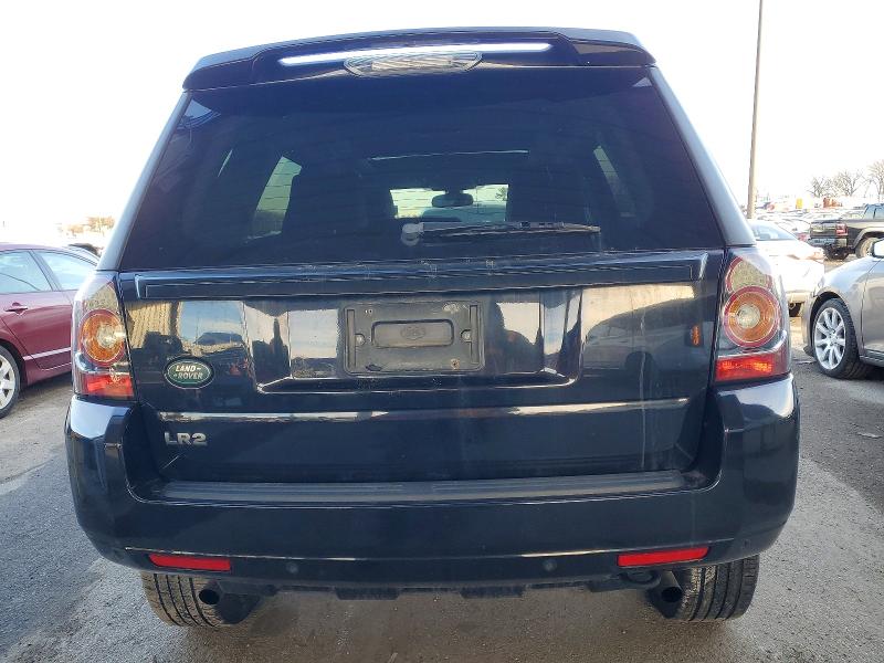 Photo 6 from auction – 2014 LAND ROVER LR2 with VIN SALFR2BG8EH416515
