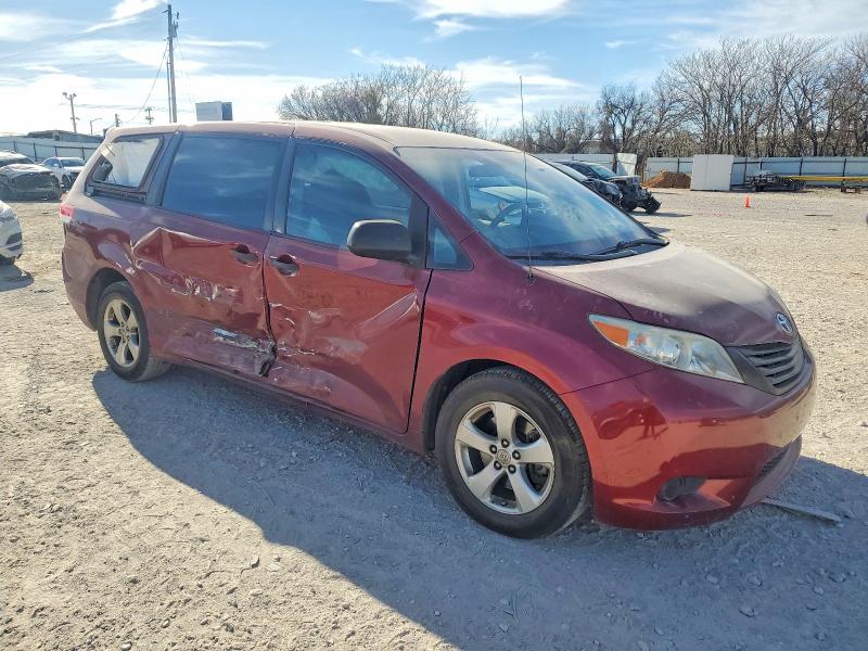 Photo 4 from auction – 2011 TOYOTA SIENNA BAS with VIN 5TDKA3DC7BS002775