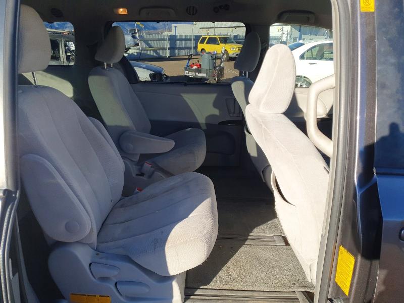 Photo 11 from auction – 2012 TOYOTA SIENNA LE with VIN 5TDJK3DCXCS047672