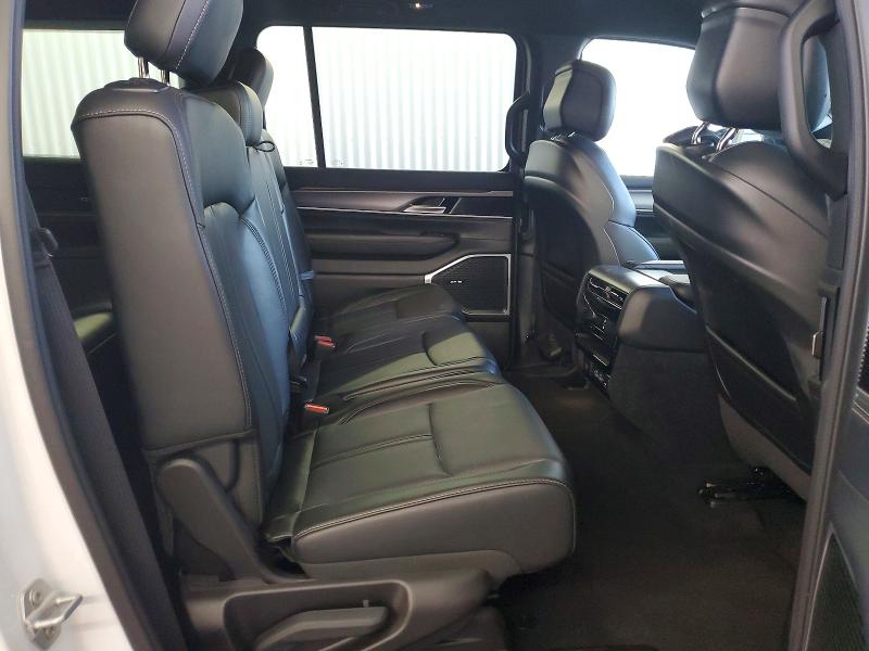 Photo 11 from auction – 2025 JEEP WAGONEER L with VIN 1C4SJSBP9SS523925