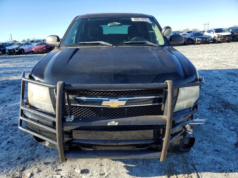Photo 5 from auction – 2011 CHEVROLET TAHOE with VIN 1GNLC2E07BR280319