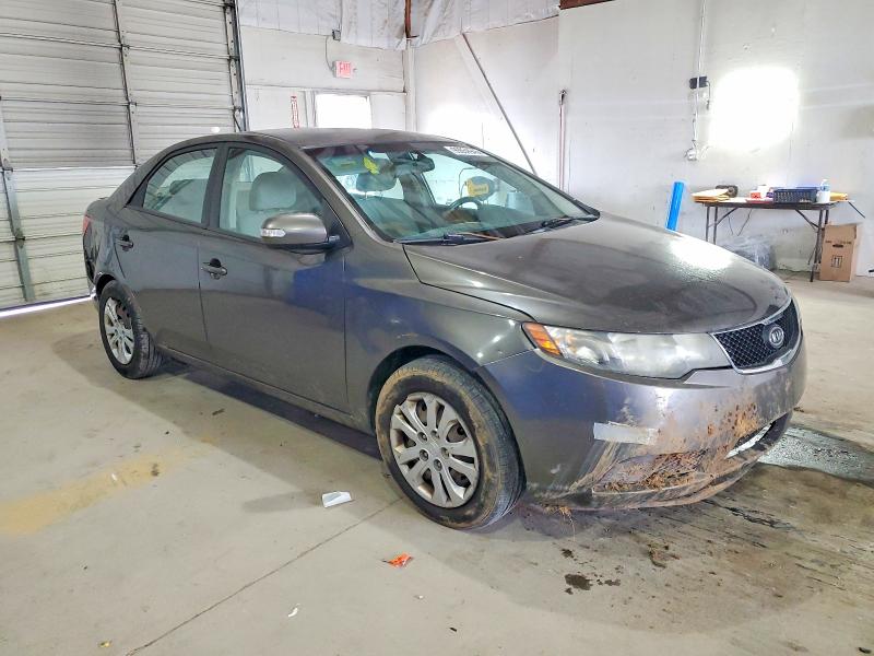 Photo 4 from auction – 2010 KIA FORTE with VIN KNAFU4A25A5268839