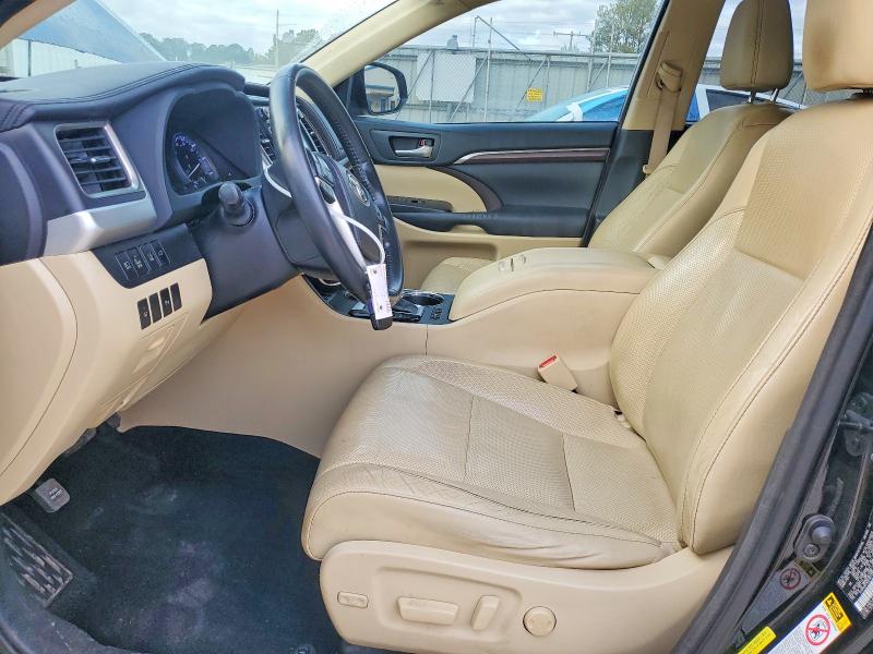 Фото 7 с аукциона – 2014 TOYOTA HIGHLANDER с VIN 5TDYKRFH2ES011598