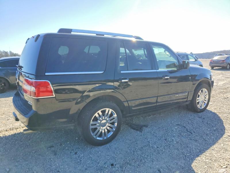 Photo 3 from auction – 2008 LINCOLN NAVIGATOR with VIN 5LMFU27578LJ07450