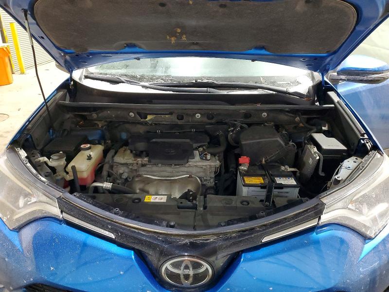 Photo 12 from auction – 2018 TOYOTA RAV4 ADVEN with VIN JTMRFREV2JJ196615