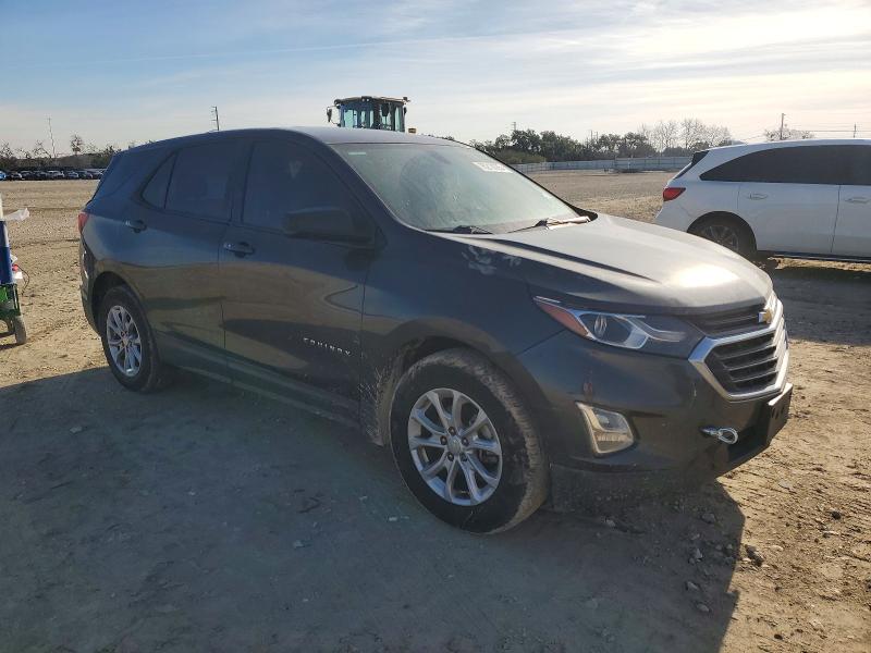 Photo 4 from auction – 2018 CHEVROLET EQUINOX with VIN 3GNAXHEV5JS581354