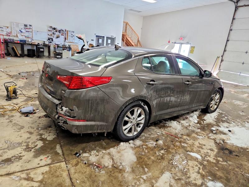 Photo 3 from auction – 2013 KIA OPTIMA LX with VIN 5XXGM4A78DG124060
