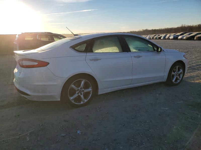 Photo 3 from auction – 2016 FORD FUSION with VIN 3FA6P0H70GR255481