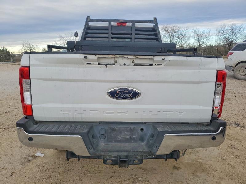 Photo 6 from auction – 2019 FORD F250 SUPER with VIN 1FT7W2BT7KEE96677