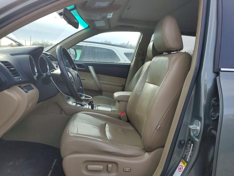 Photo 7 from auction – 2013 TOYOTA HIGHLANDER with VIN 5TDBK3EH7DS259204