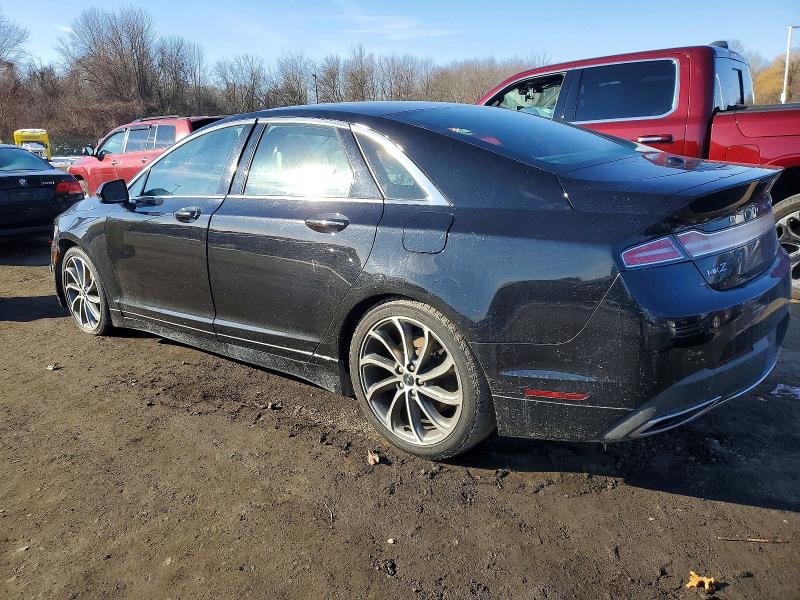 Photo 2 from auction – 2019 LINCOLN MKZ with VIN 3LN6L5LUXKR627798