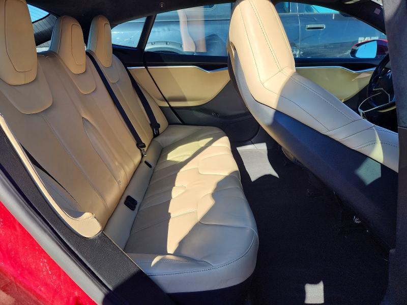 Photo 10 from auction – 2015 TESLA MODEL S with VIN 5YJSA1E28FF105143