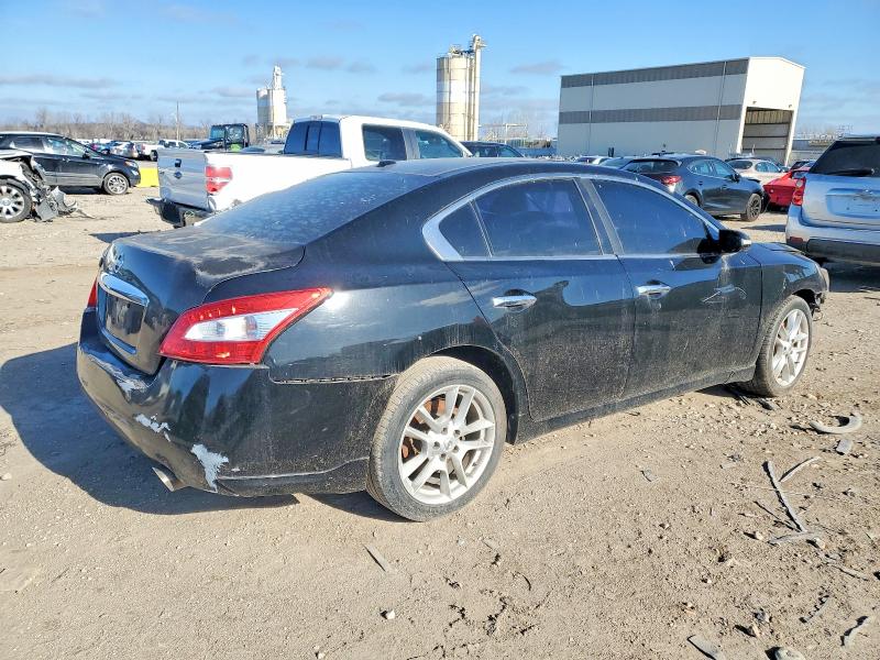 Photo 3 from auction – 2010 NISSAN MAXIMA with VIN 1N4AA5AP7AC814680