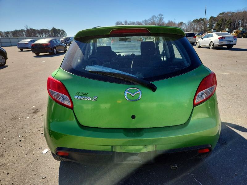 Photo 6 from auction – 2011 MAZDA MAZDA2 with VIN JM1DE1HY6B0105521