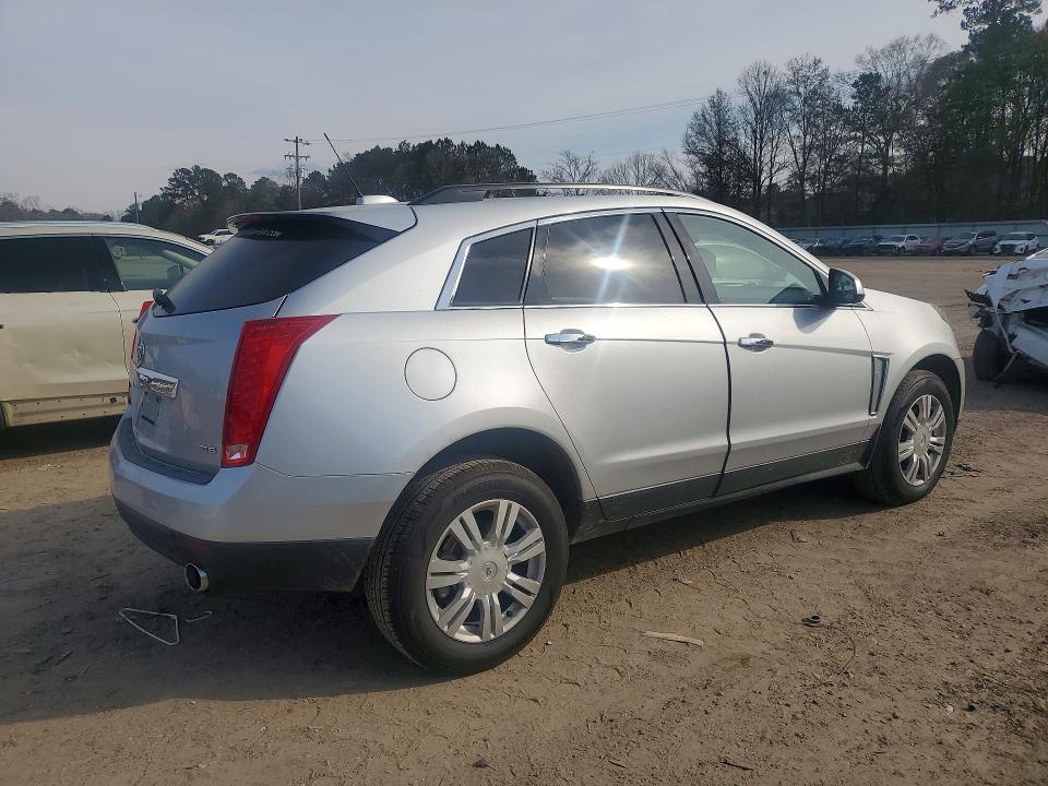 Photo 3 from auction – 2016 CADILLAC SRX with VIN 3GYFNAE39GS527603