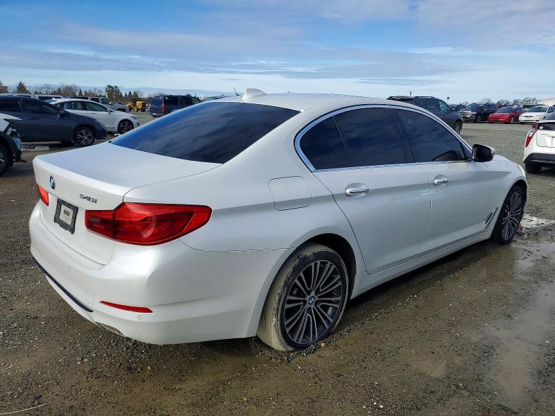 Photo 3 from auction – 2018 BMW 540 I with VIN WBAJE5C54JWA92562