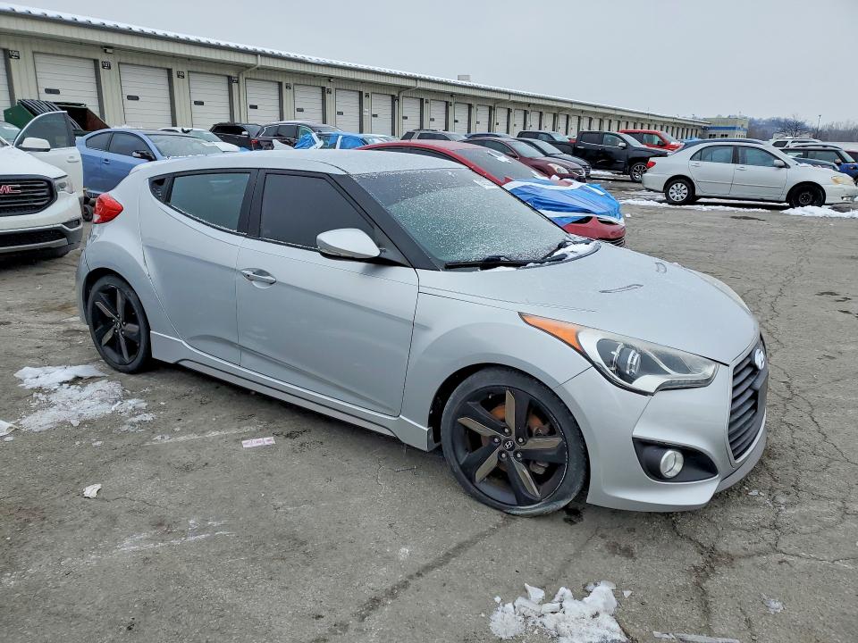 Photo 4 from auction – 2013 HYUNDAI VELOSTER with VIN KMHTC6AE7DU140509