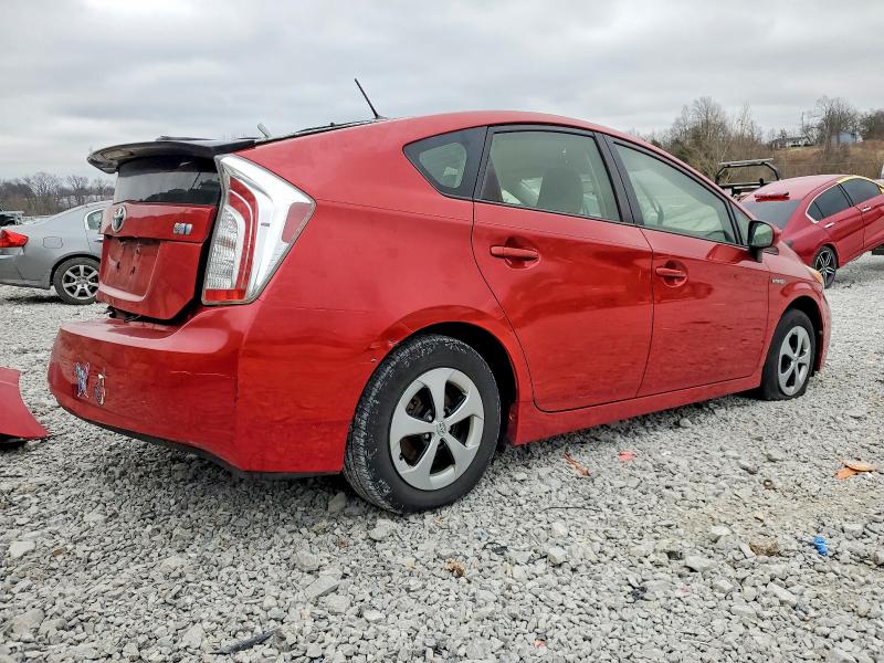 Photo 3 from auction – 2014 TOYOTA PRIUS with VIN JTDKN3DU5E1762332