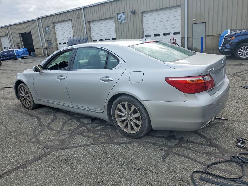 Photo 2 from auction – 2010 LEXUS LS 460L with VIN JTHDL5EF1A5002314
