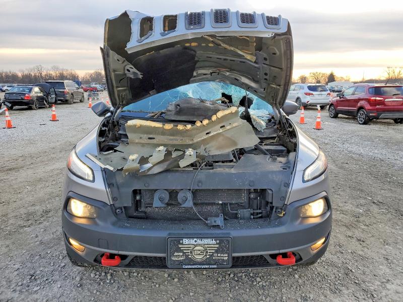 Photo 5 from auction – 2016 JEEP CHEROKEE T with VIN 1C4PJMBS8GW378074