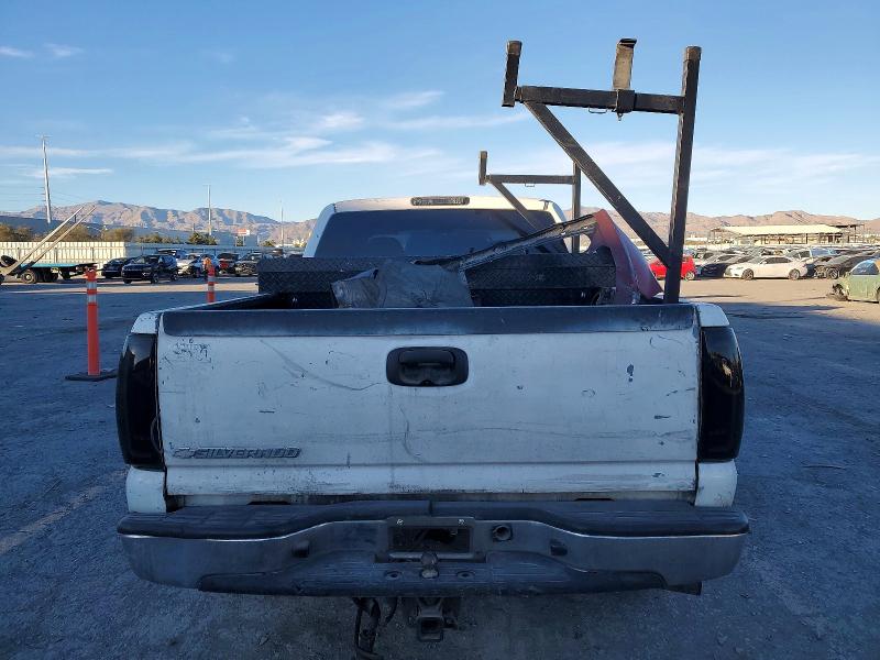 Photo 5 from auction – 1999 CHEVROLET SILVERADO with VIN 2GCEC19T2X1223641