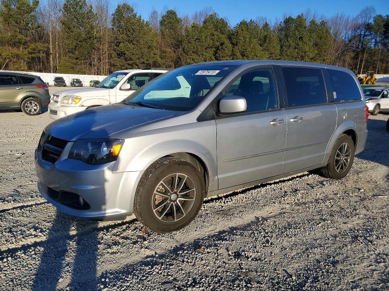 DODGE GRAND CARA 2015 con VIN 2C4RDGCG0FR635652 - Foto de la subasta