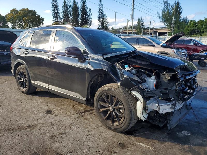 Photo 4 from auction – 2023 HONDA CR-V with VIN 2HKRS5H57PH713831