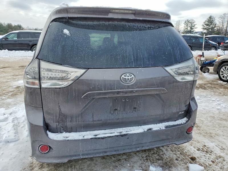 Photo 6 from auction – 2013 TOYOTA SIENNA SPO with VIN 5TDXK3DC0DS317732