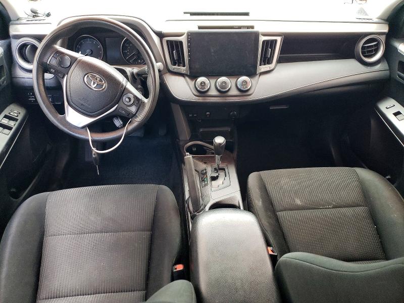 Photo 8 from auction – 2018 TOYOTA RAV4 LE with VIN 2T3BFREV6JW819625