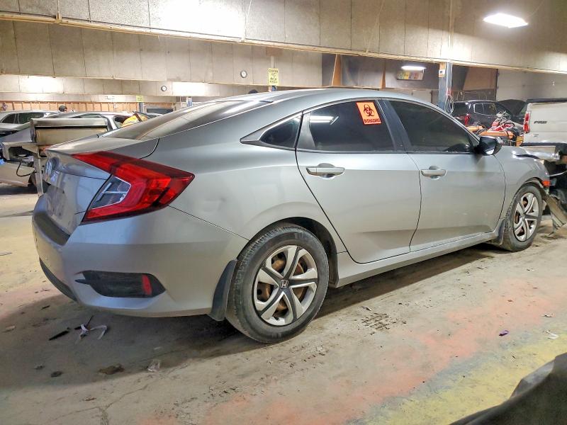 Photo 3 from auction – 2018 HONDA CIVIC with VIN 19XFC2F56JE019788