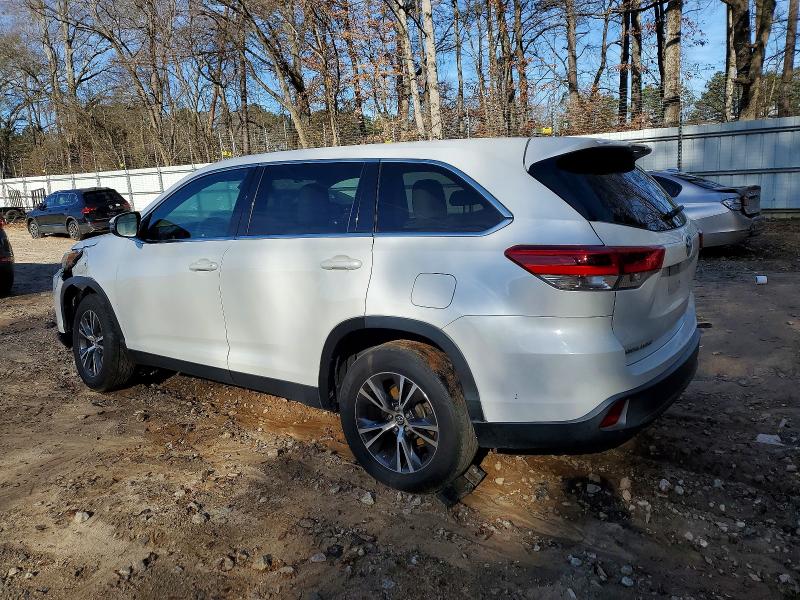 Photo 2 from auction – 2019 TOYOTA HIGHLANDER with VIN 5TDZZRFH4KS326656