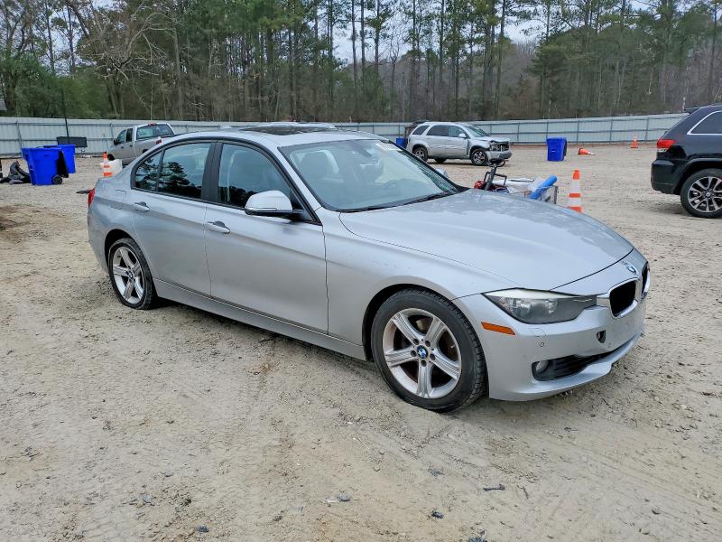 Photo 4 from auction – 2015 BMW 328 XI with VIN WBA3B3C57FF546040