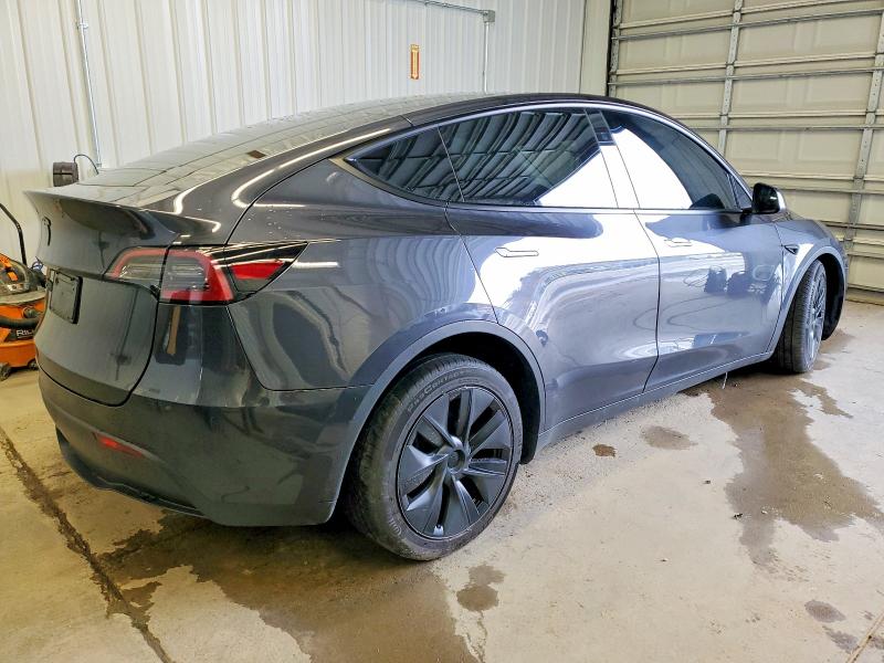 Photo 3 from auction – 2025 TESLA MODEL Y with VIN 7SAYGDED5SF240346