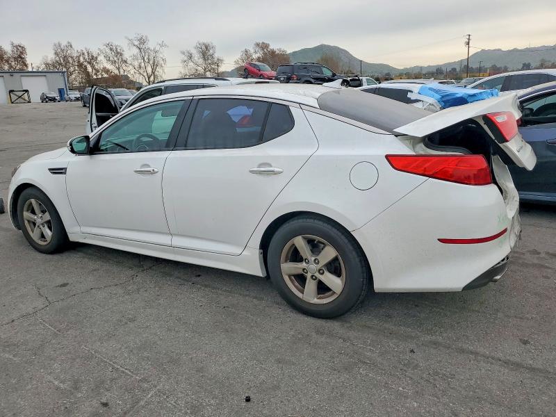 Photo 2 from auction – 2015 KIA OPTIMA LX with VIN KNAGM4A76F5644648