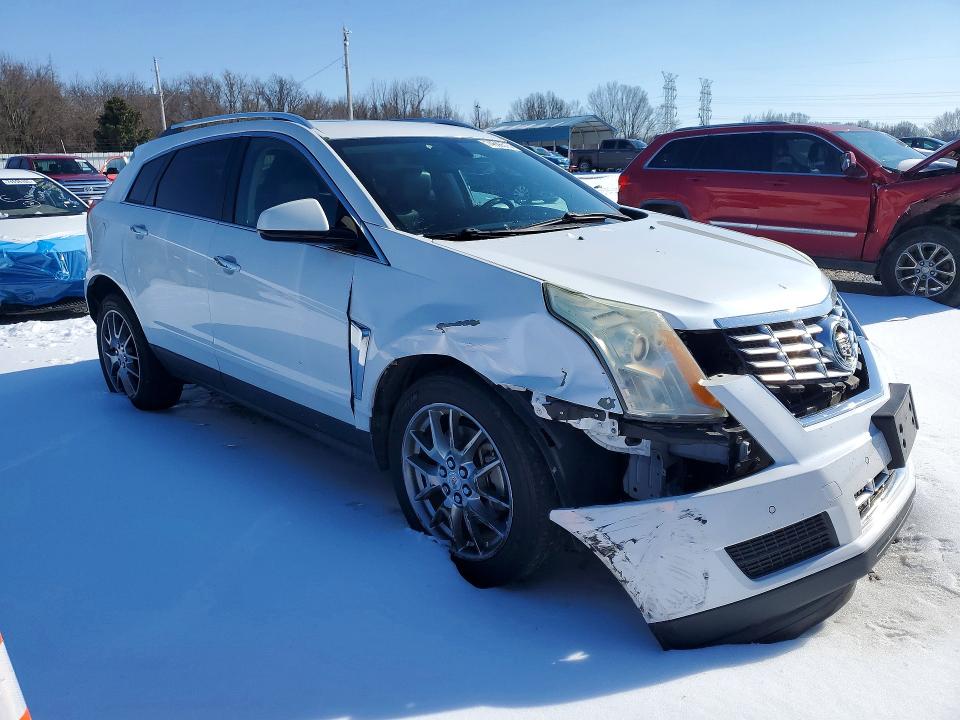 Photo 4 from auction – 2015 CADILLAC SRX LUXURY with VIN 3GYFNEE36FS606555