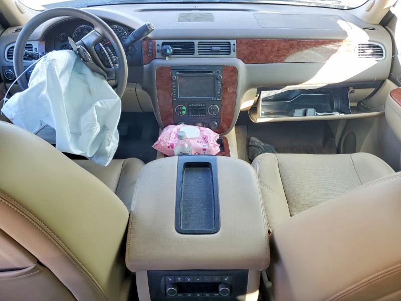 Photo 8 from auction – 2012 CHEVROLET TAHOE K150 with VIN 1GNSKCE0XCR313917