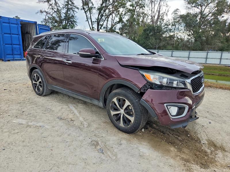 Photo 4 from auction – 2017 KIA SORENTO EX with VIN 5XYPH4A56HG249966