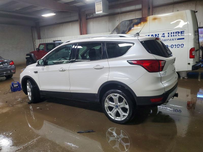 Photo 2 from auction – 2019 FORD ESCAPE TIT with VIN 1FMCU9J96KUA75554