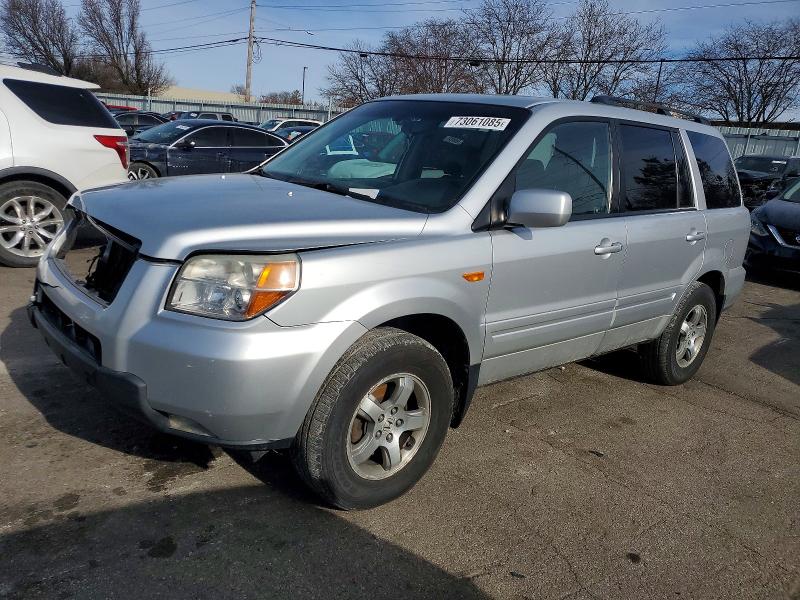 HONDA PILOT EXL 2007 with VIN 2HKYF18547H537085 - Photo from auction