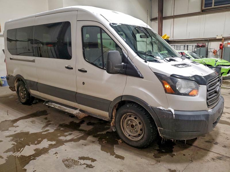Foto 4 de la subasta – 2015 FORD TRANSIT T- con VIN 1FBZX2CM0FKA05701