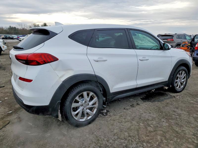 Photo 3 from auction – 2019 HYUNDAI TUCSON with VIN KM8J23A44KU918830
