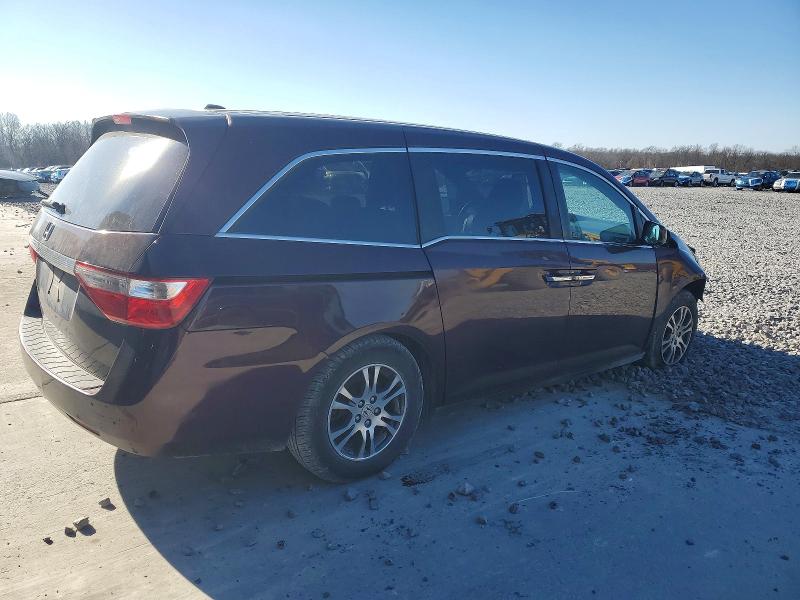 Photo 3 from auction – 2011 HONDA ODYSSEY with VIN 5FNRL5H68BB046684