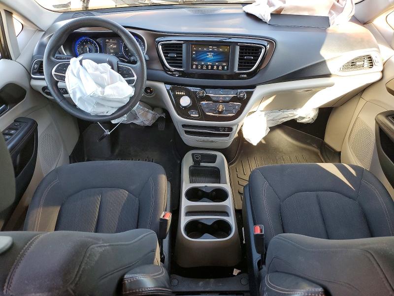 Photo 8 from auction – 2018 CHRYSLER PACIFICA L with VIN 2C4RC1CG7JR273019