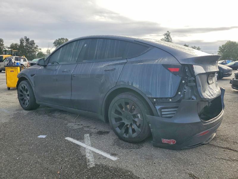 Photo 2 from auction – 2024 TESLA MODEL Y with VIN 7SAYGDEE0RA233238