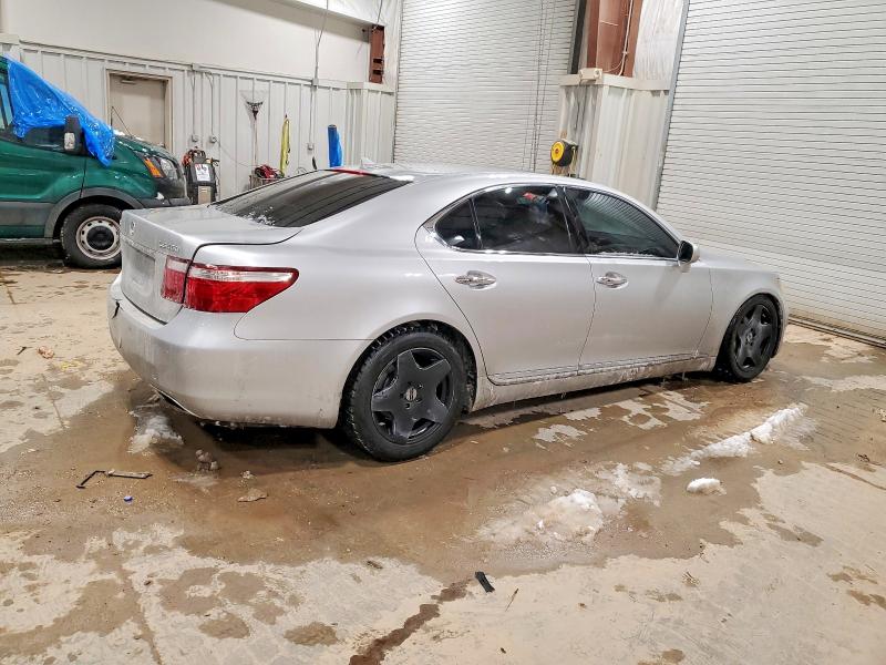 Photo 3 from auction – 2007 LEXUS LS with VIN JTHBL46F075033823