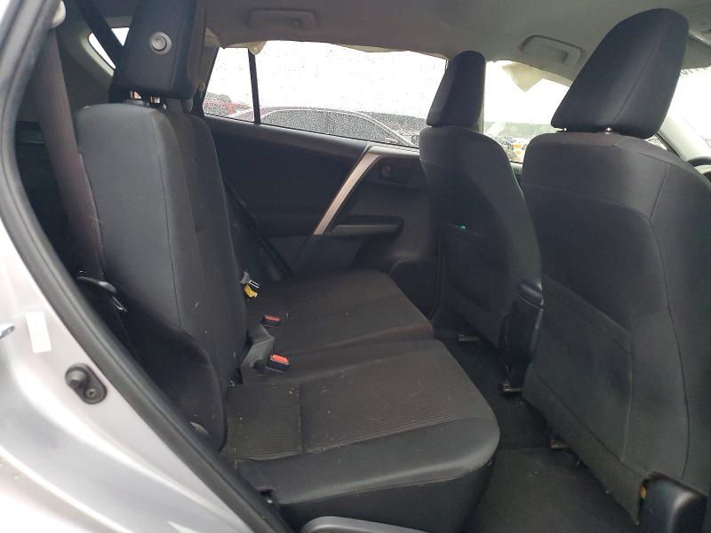Photo 10 from auction – 2018 TOYOTA RAV4 with VIN JTMBFREV8JD254839