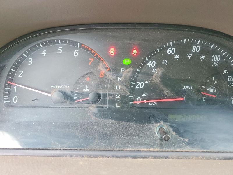 Photo 9 from auction – 2002 TOYOTA CAMRY LE with VIN 4T1BE32K02U035347