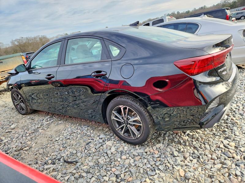Photo 2 from auction – 2023 KIA FORTE with VIN 3KPF24AD2PE675850