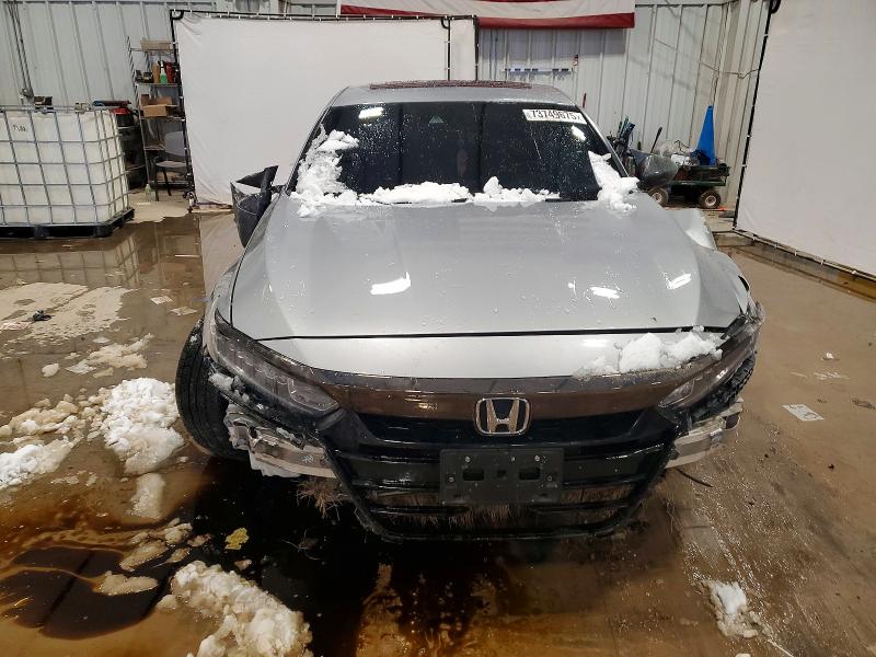 Photo 5 from auction – 2020 HONDA ACCORD with VIN 1HGCV2F32LA024229